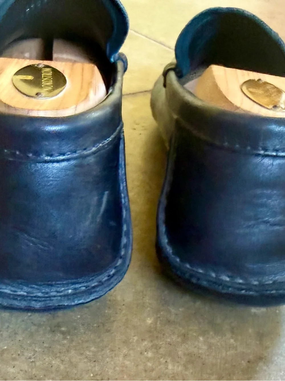 Gucci Black Leather Loafers with Bamboo Bit